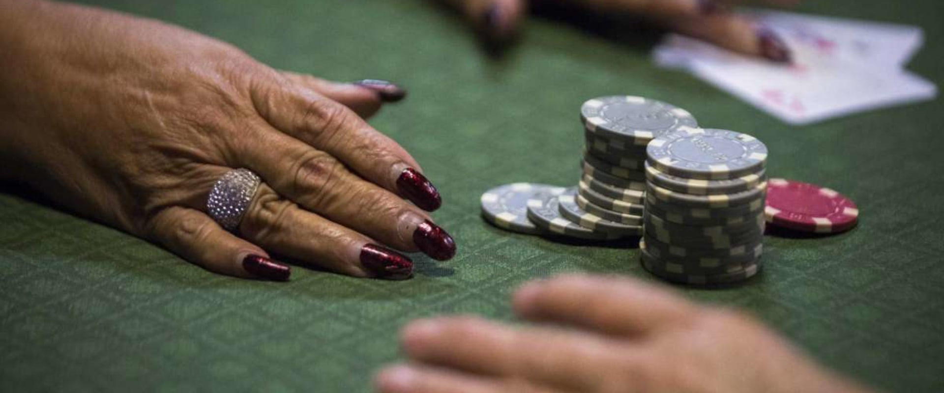 Is it illegal to play poker at home for money?